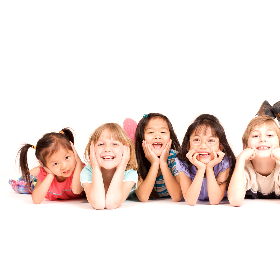 子ども矯正は何歳から始めるの?より良い時期と早期治療のメリット